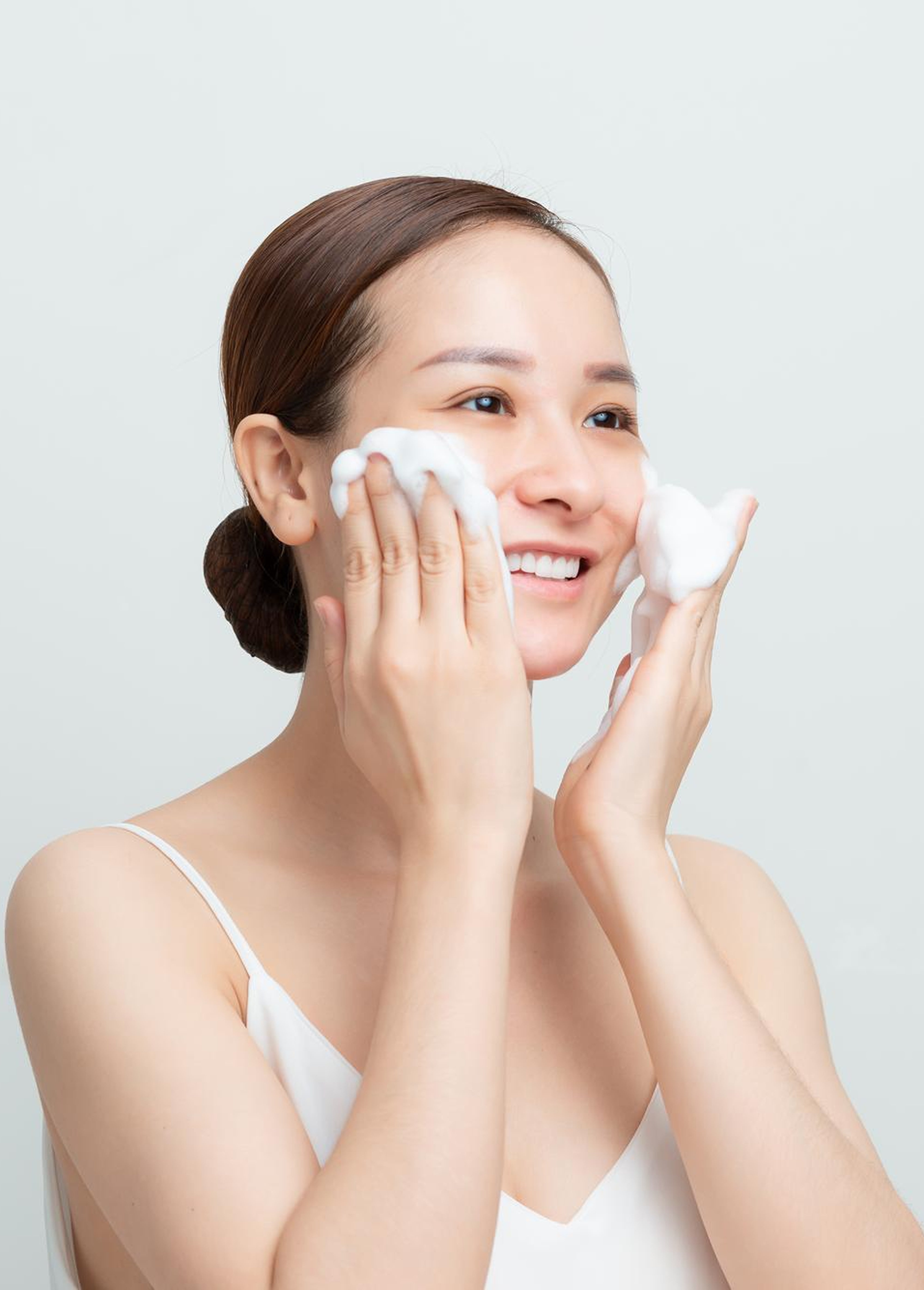 Soothing body cleanser